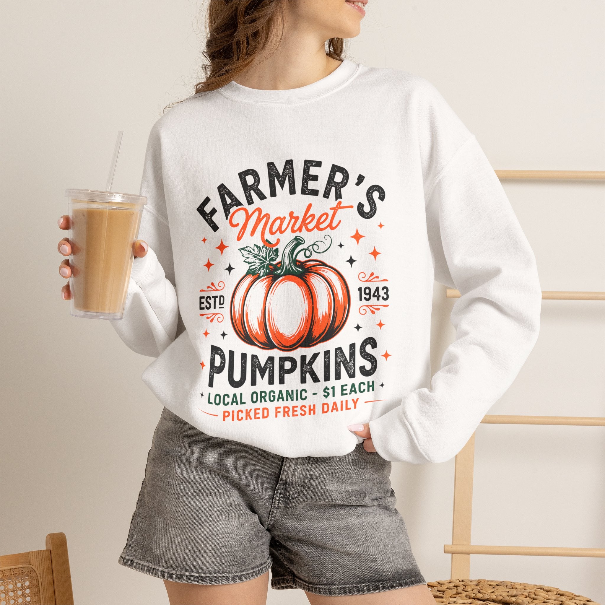 Farmer's Market Pumpkins Crewneck Sweatshirt | Vintage Pumpkin Market Design Unisex